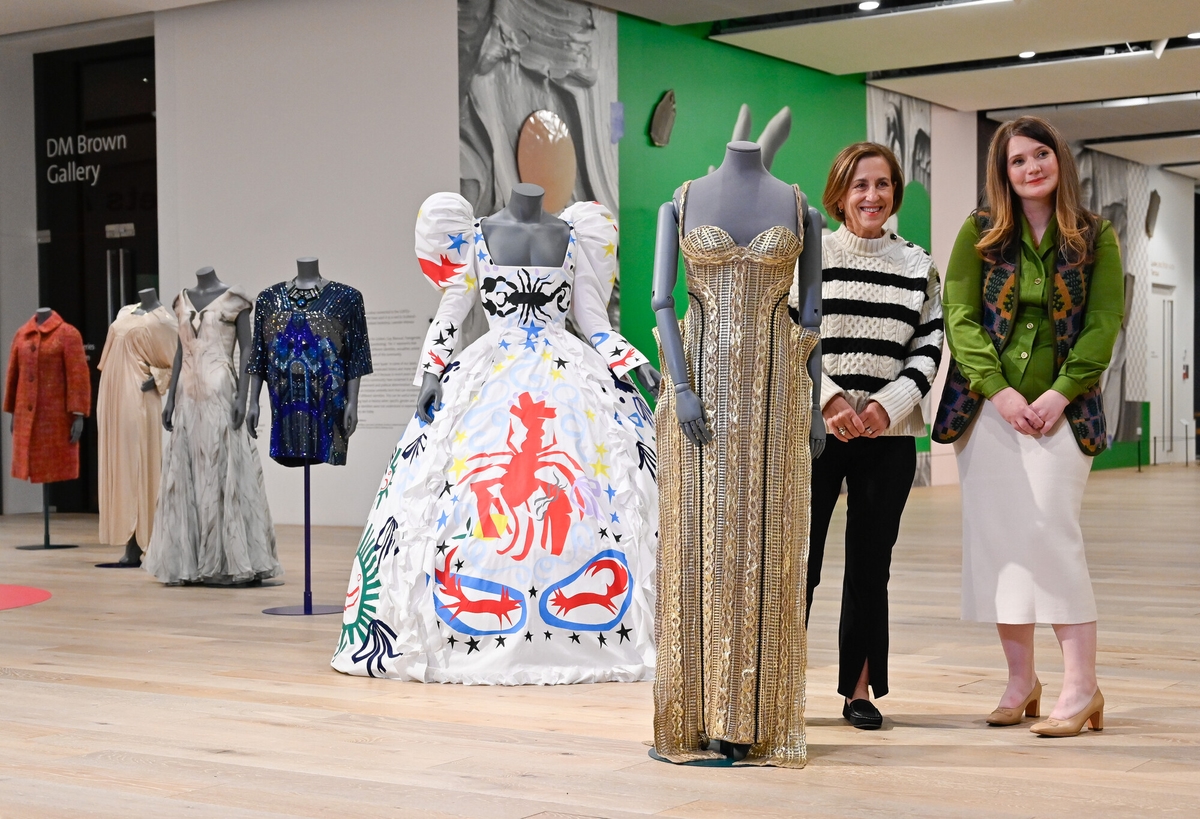 Kirsty Walk with Kirsty Hassard in V&A Dundee