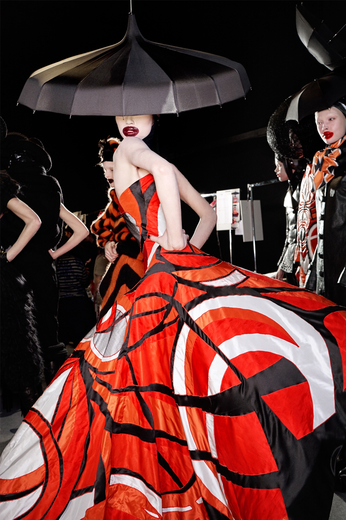 Backstage at Alexander McQueen Autumn_Winter 2009 © Robert Fairer